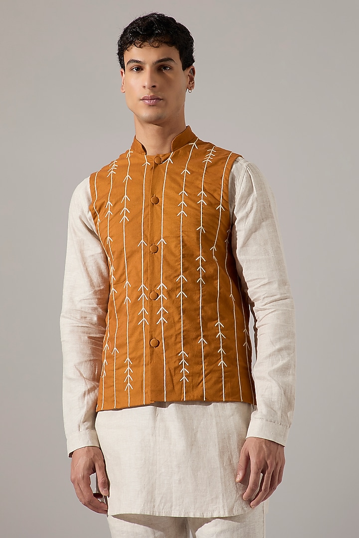 Mustard Cotton & Linen Hand Embroidered Bundi Jacket Set by Son Of A Noble SNOB Men at Pernia's Pop Up Shop