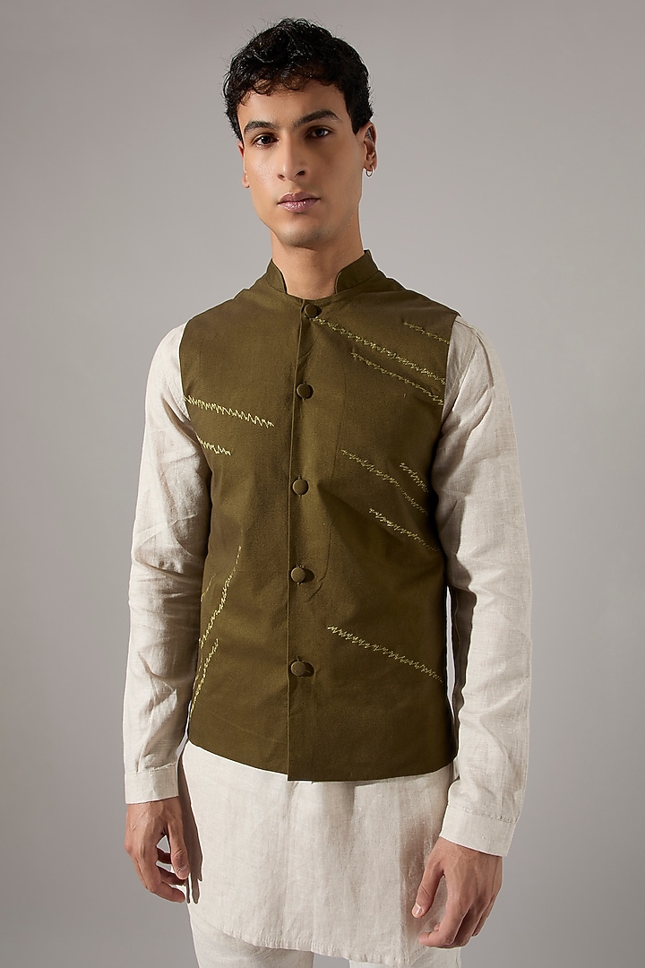 Olive Cotton & Linen Embroidered Bundi Jacket Set by Son Of A Noble SNOB Men at Pernia's Pop Up Shop