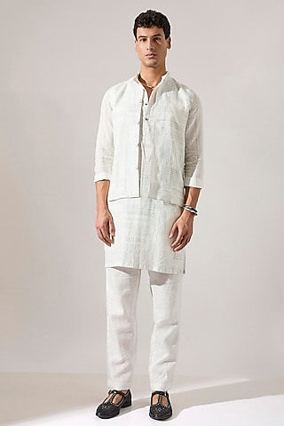 White Linen Embroidered Bundi Jacket Set by Son Of A Noble SNOB Men