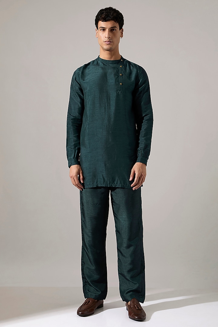 Forest Green Raw Silk Kurta Set by Son Of A Noble SNOB Men at Pernia's Pop Up Shop