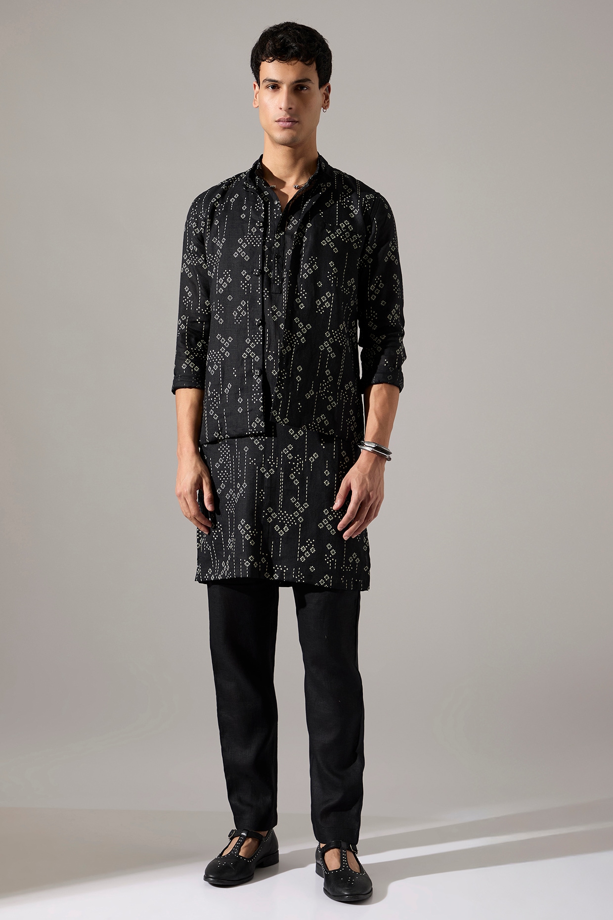 Son Of A Noble SNOB Black Linen Printed Bundi Jacket Set