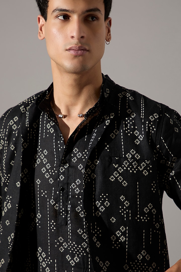Black Linen Printed Bundi Jacket Set by Son Of A Noble SNOB Men at Pernia's Pop Up Shop