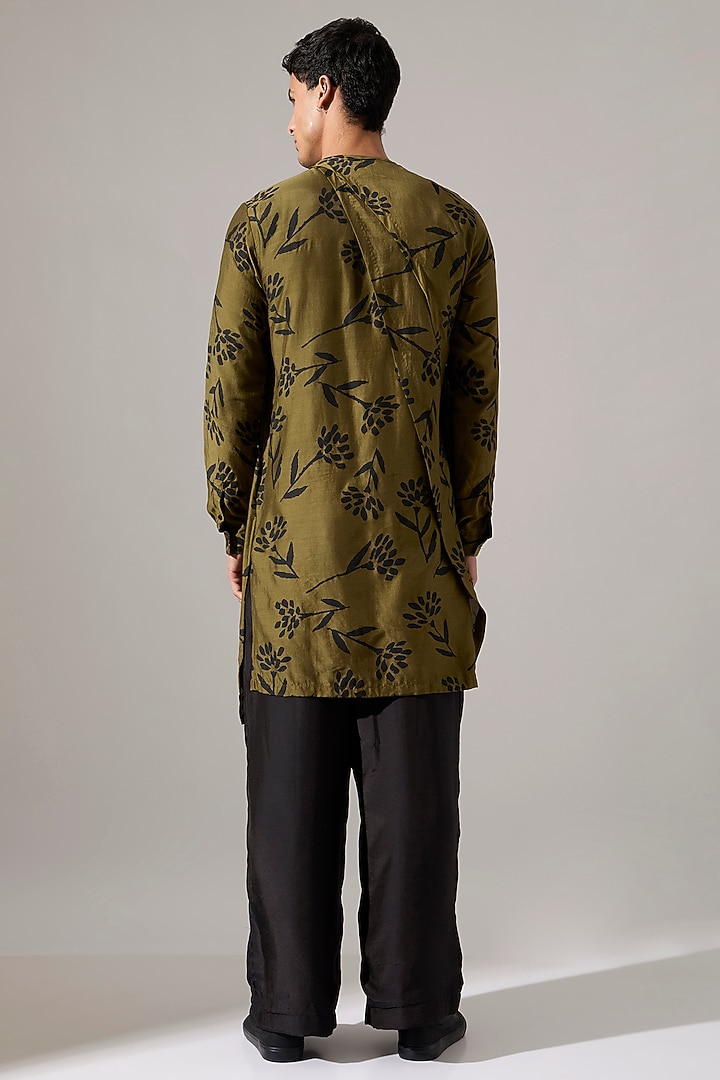 Olive Modal Kurta Set by Son Of A Noble SNOB Men at Pernia's Pop Up Shop