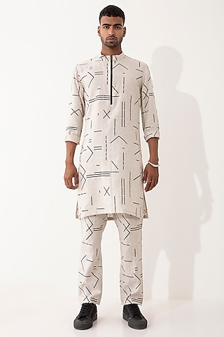 Ivory Linen Printed Kurta Set by Son Of A Noble SNOB Men