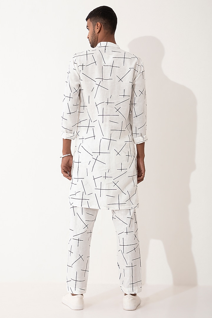 White Linen Printed Kurta Set by Son Of A Noble SNOB Men at Pernia's Pop Up Shop