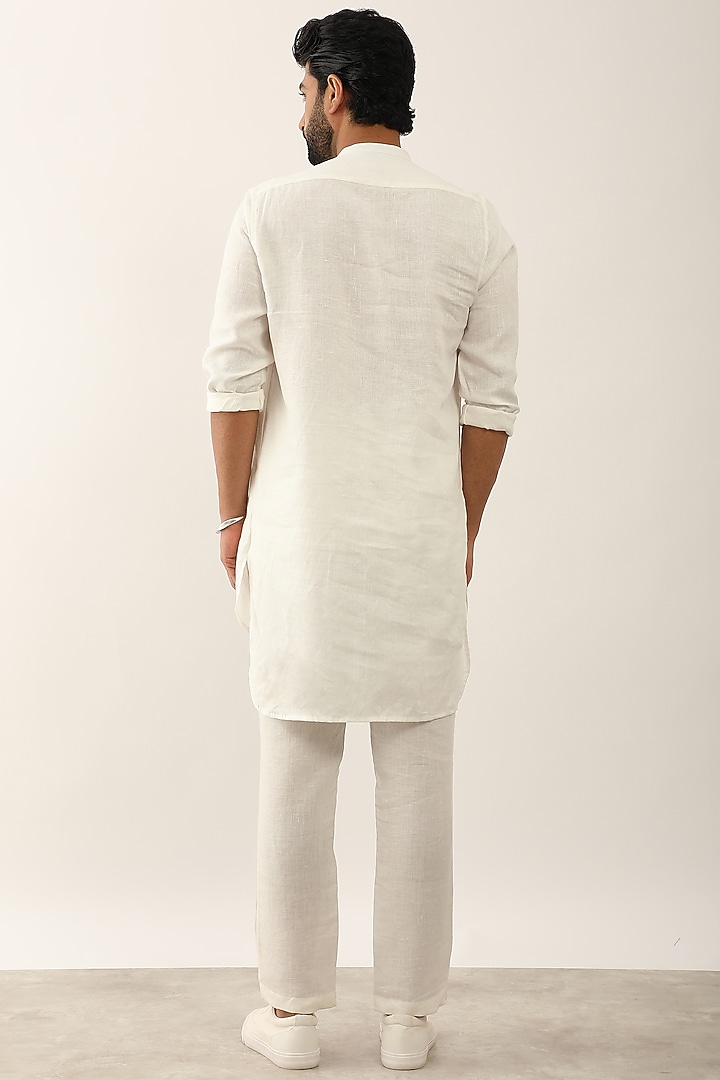 White Linen Kurta Set by Son Of A Noble SNOB Men at Pernia's Pop Up Shop
