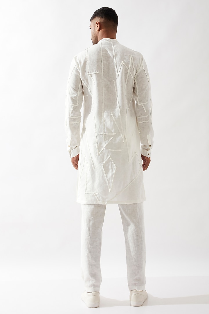 White Linen Applique Textured Kurta Set by Son Of A Noble SNOB Men at Pernia's Pop Up Shop