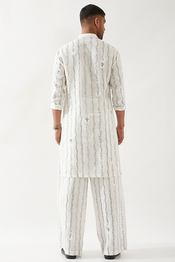 White Linen Printed Kurta Set by Son Of A Noble SNOB Men at Pernia's Pop Up Shop