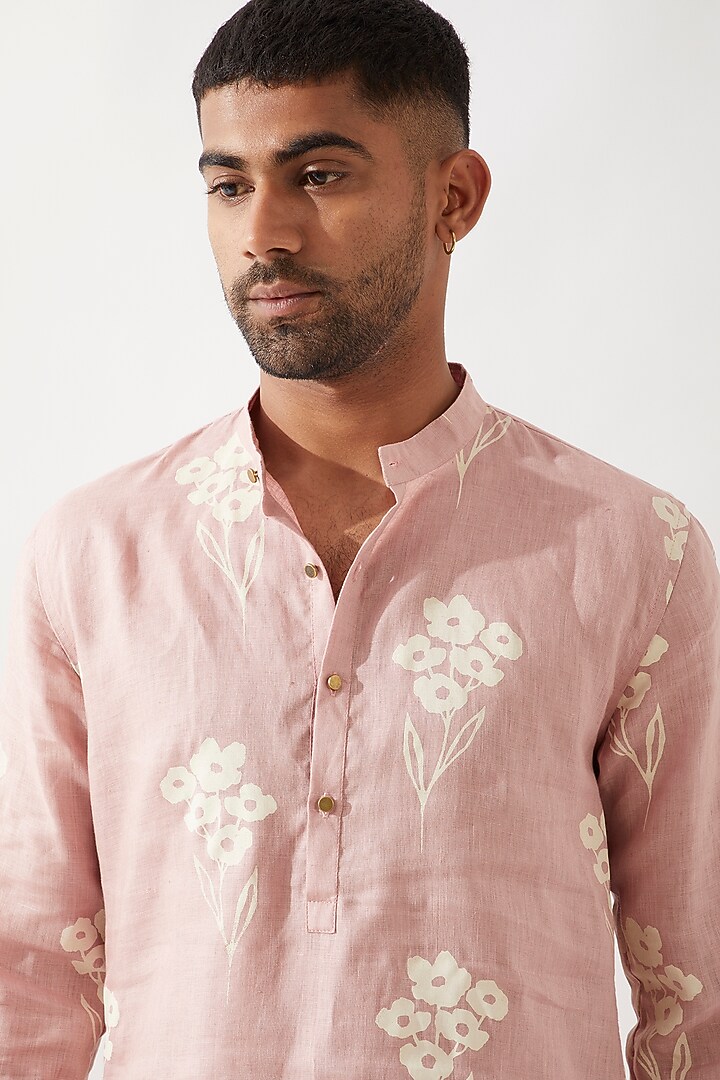 Pink Linen Printed Kurta Set by Son Of A Noble SNOB Men at Pernia's Pop Up Shop