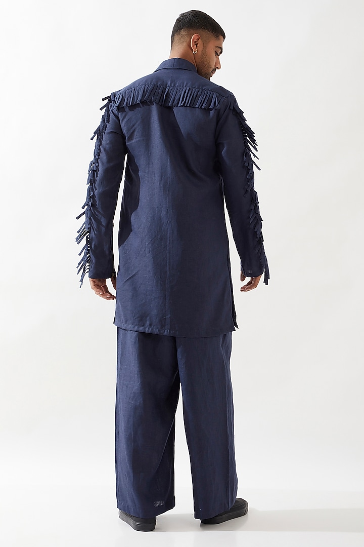 Navy Linen Kurta by Son Of A Noble SNOB Men at Pernia's Pop Up Shop