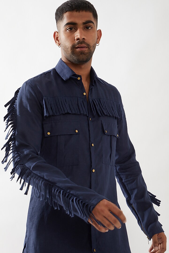 Navy Linen Kurta by Son Of A Noble SNOB Men at Pernia's Pop Up Shop
