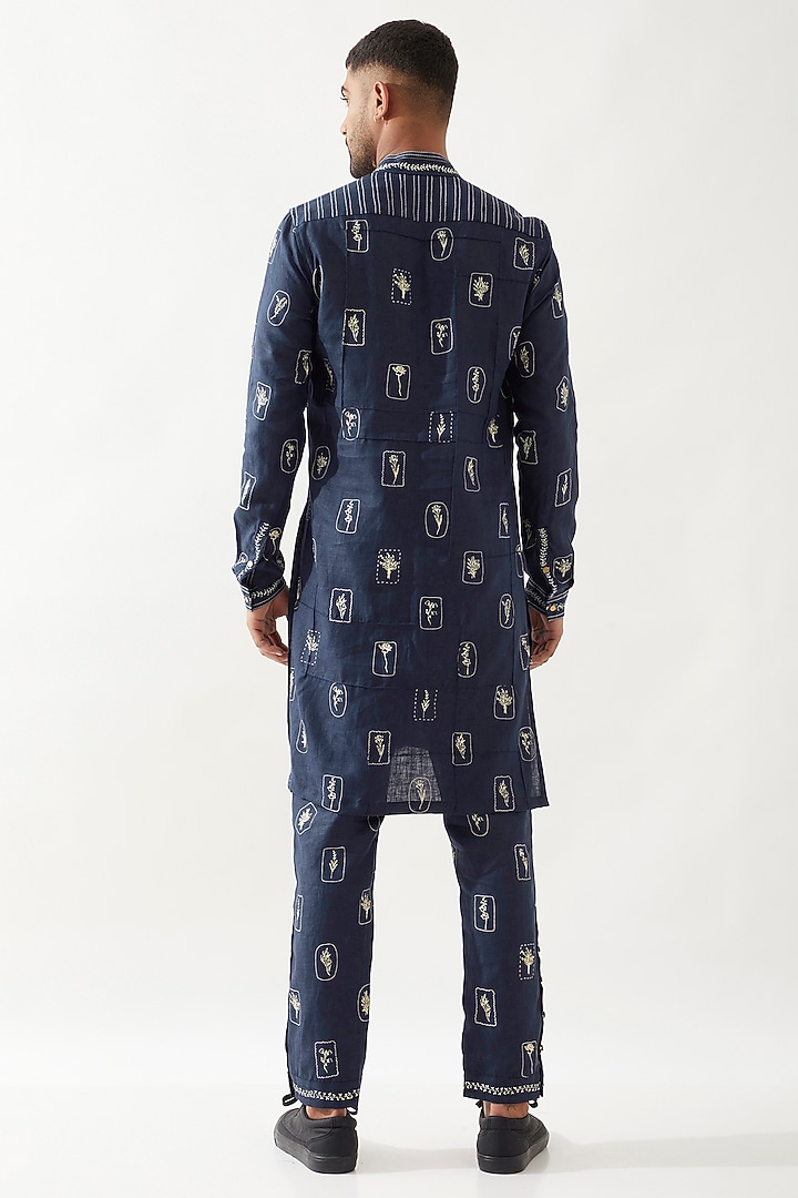 Navy Linen Printed Kurta by Son Of A Noble SNOB Men at Pernia's Pop Up Shop