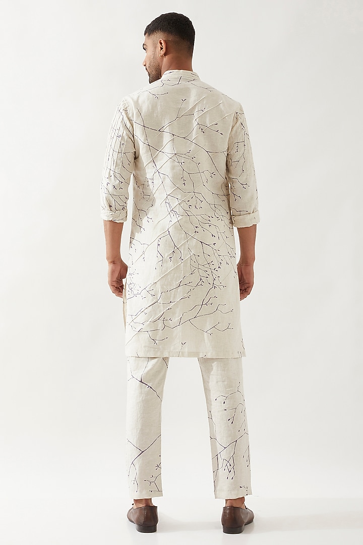 Ivory Linen Printed & Pintuck Textured Kurta by Son Of A Noble SNOB Men at Pernia's Pop Up Shop