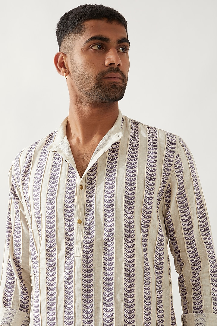 Ivory Linen Printed Kurta by Son Of A Noble SNOB Men at Pernia's Pop Up Shop