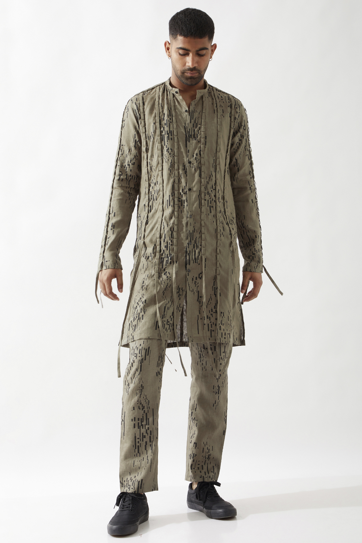 Olive Linen Printed Caterpillar Textured Kurta by Son Of A Noble SNOB Men