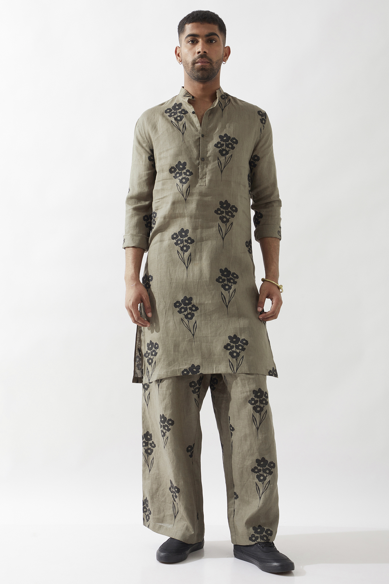Olive Linen Printed Kurta by Son Of A Noble SNOB Men