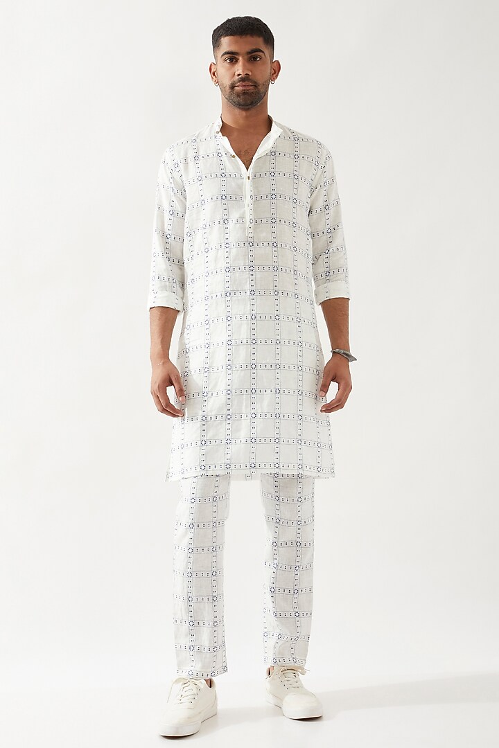 White Linen Printed Kurta by Son Of A Noble SNOB Men at Pernia's Pop Up Shop