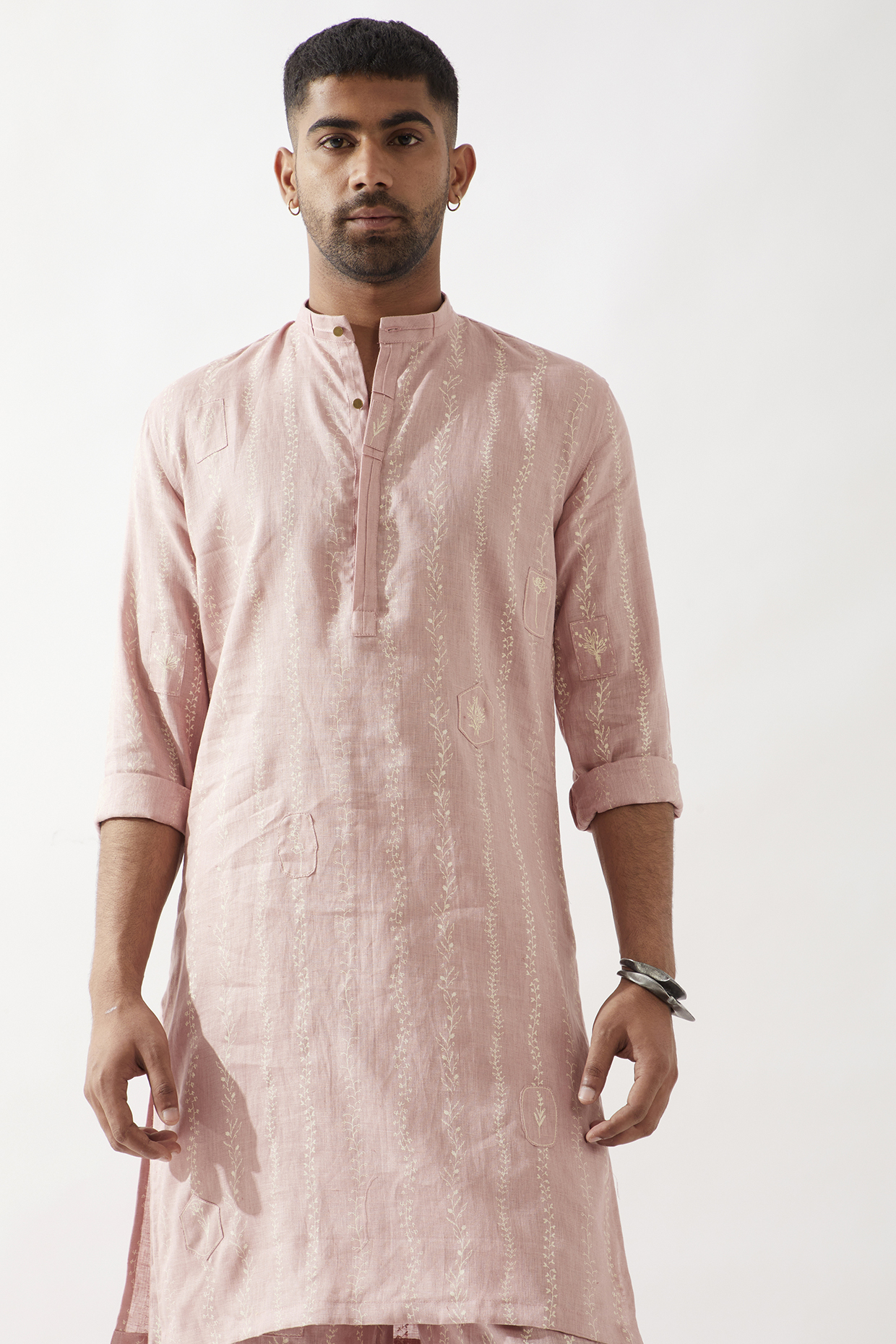 Pink Linen Printed Kurta by Son Of A Noble SNOB Men