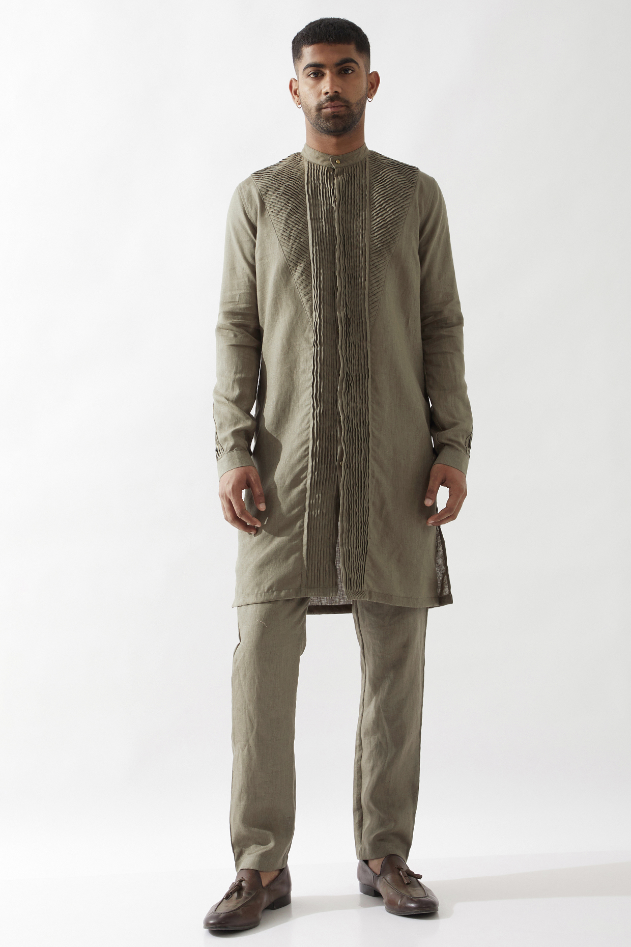 Olive Linen Pleated Textured Kurta by Son Of A Noble SNOB Men