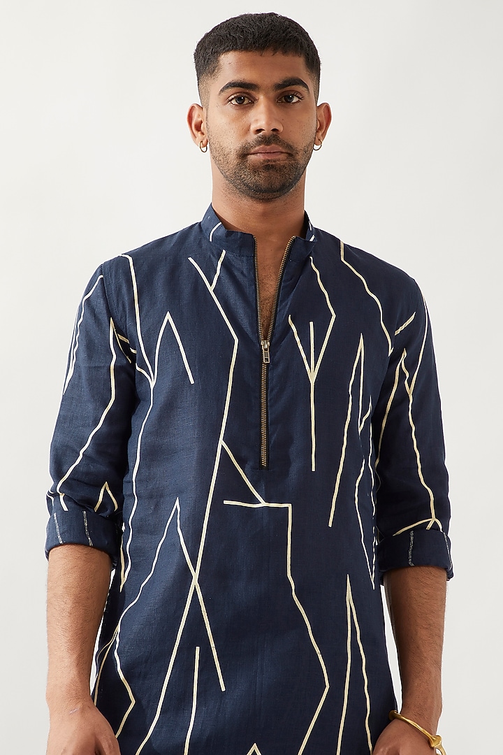 Navy Linen Printed Kurta Set by Son Of A Noble SNOB Men at Pernia's Pop Up Shop