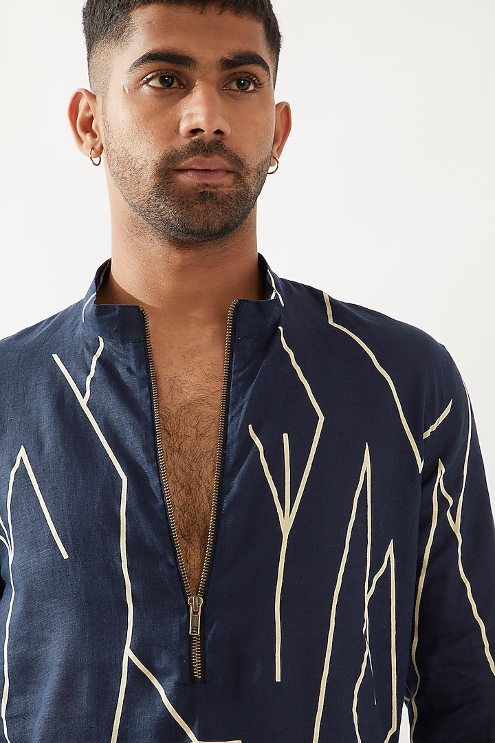 Navy Linen Printed Kurta Set by Son Of A Noble SNOB Men at Pernia's Pop Up Shop