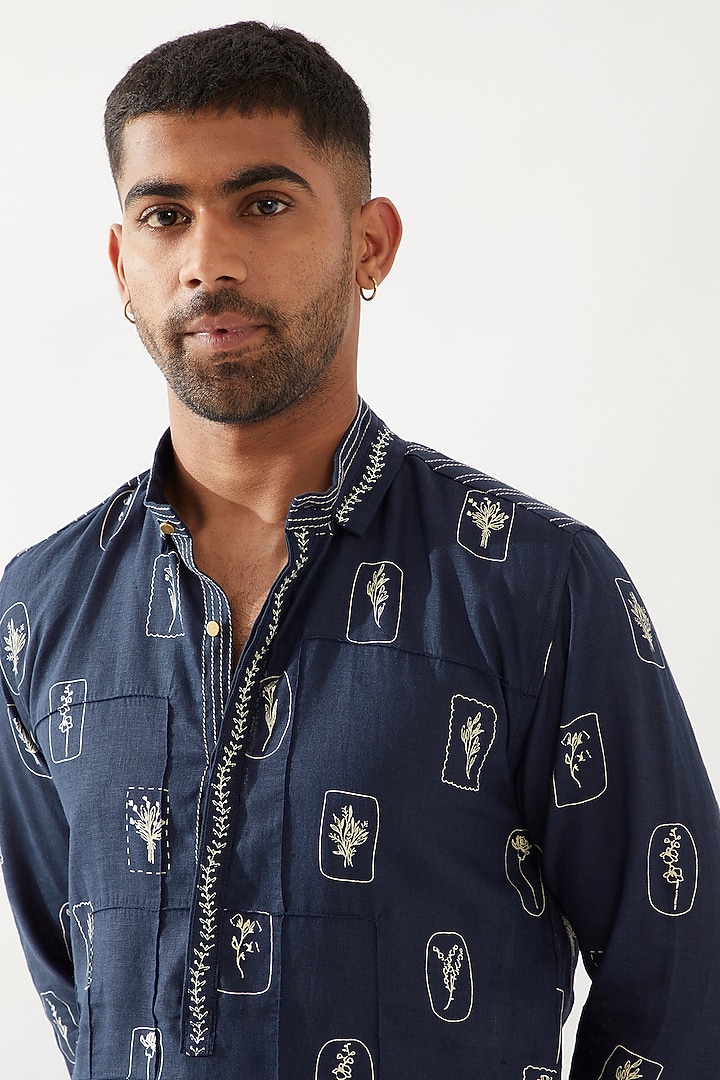 Navy Linen Printed Kurta Set by Son Of A Noble SNOB Men at Pernia's Pop Up Shop