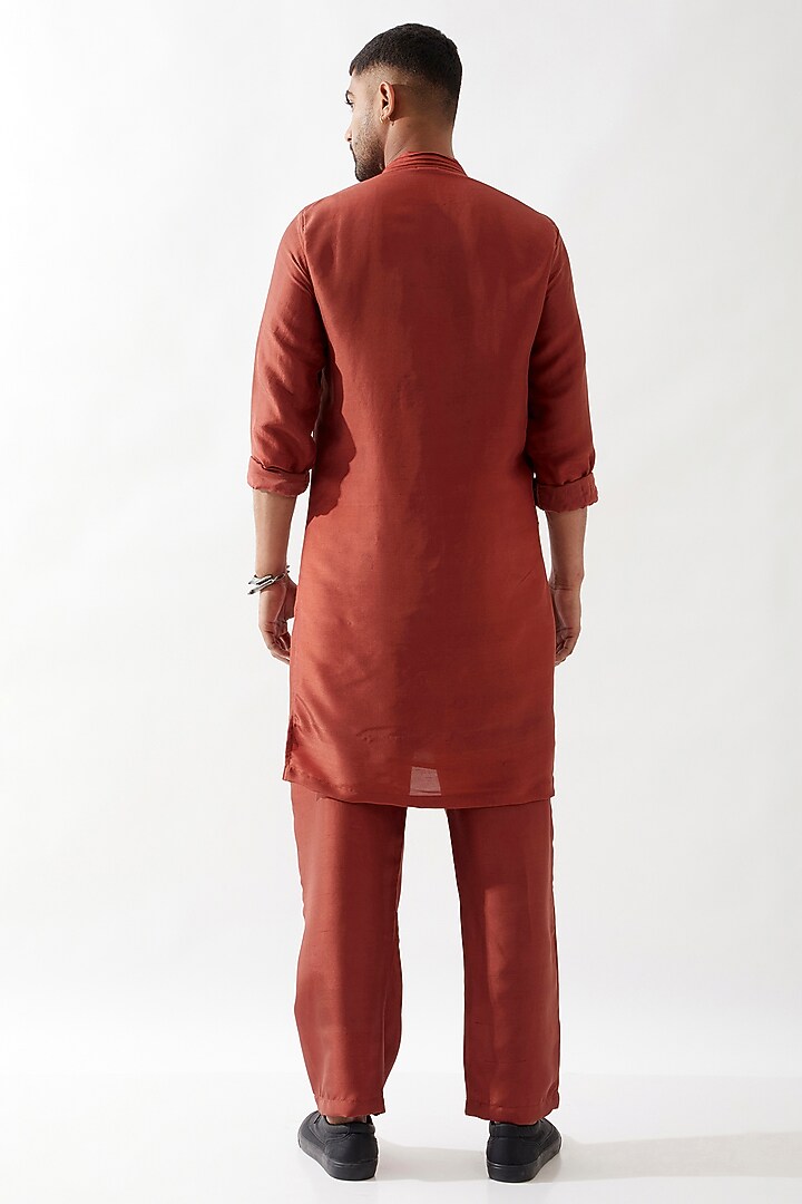 Maroon Dupion Silk Cutdana Work Kurta Set by Son Of A Noble SNOB Men at Pernia's Pop Up Shop