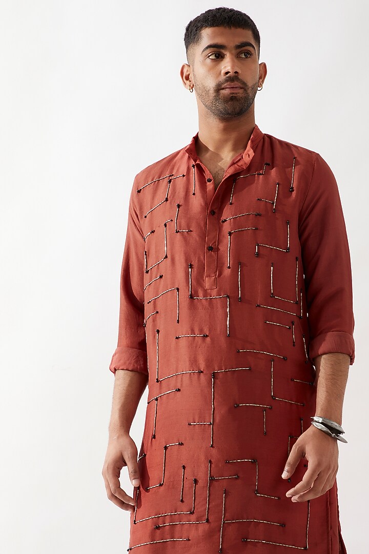 Maroon Dupion Silk Cutdana Work Kurta Set by Son Of A Noble SNOB Men at Pernia's Pop Up Shop