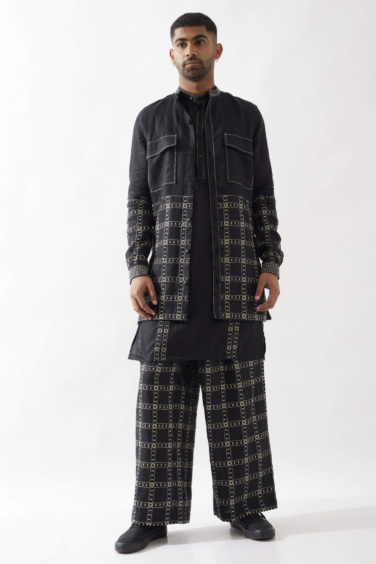 Black Linen Printed Bundi Jacket Set by Son Of A Noble SNOB Men