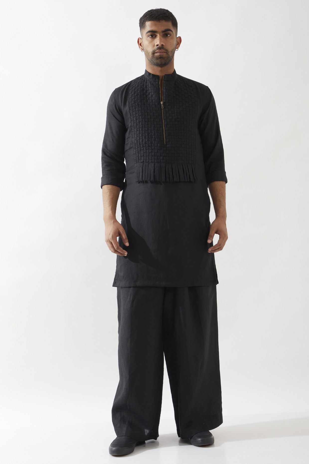 Black Linen Textured Kurta Set by Son Of A Noble SNOB Men