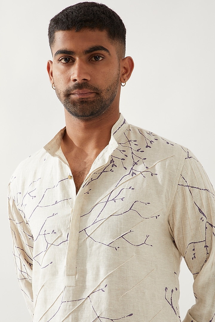 Ivory Linen Printed Textured Kurta Set by Son Of A Noble SNOB Men at Pernia's Pop Up Shop