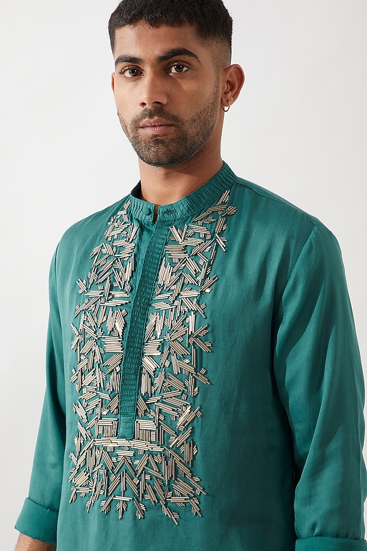 Emerald Tencel Satin Cutdana Hand Embroidered Kurta Set by Son Of A Noble SNOB Men at Pernia's Pop Up Shop