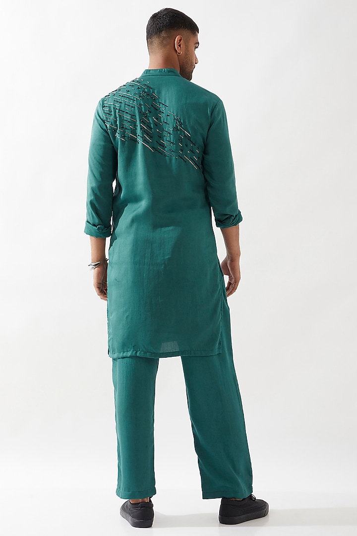 Emerald Tencel Satin Cutdana Hand Embroidered Kurta Set by Son Of A Noble SNOB Men at Pernia's Pop Up Shop