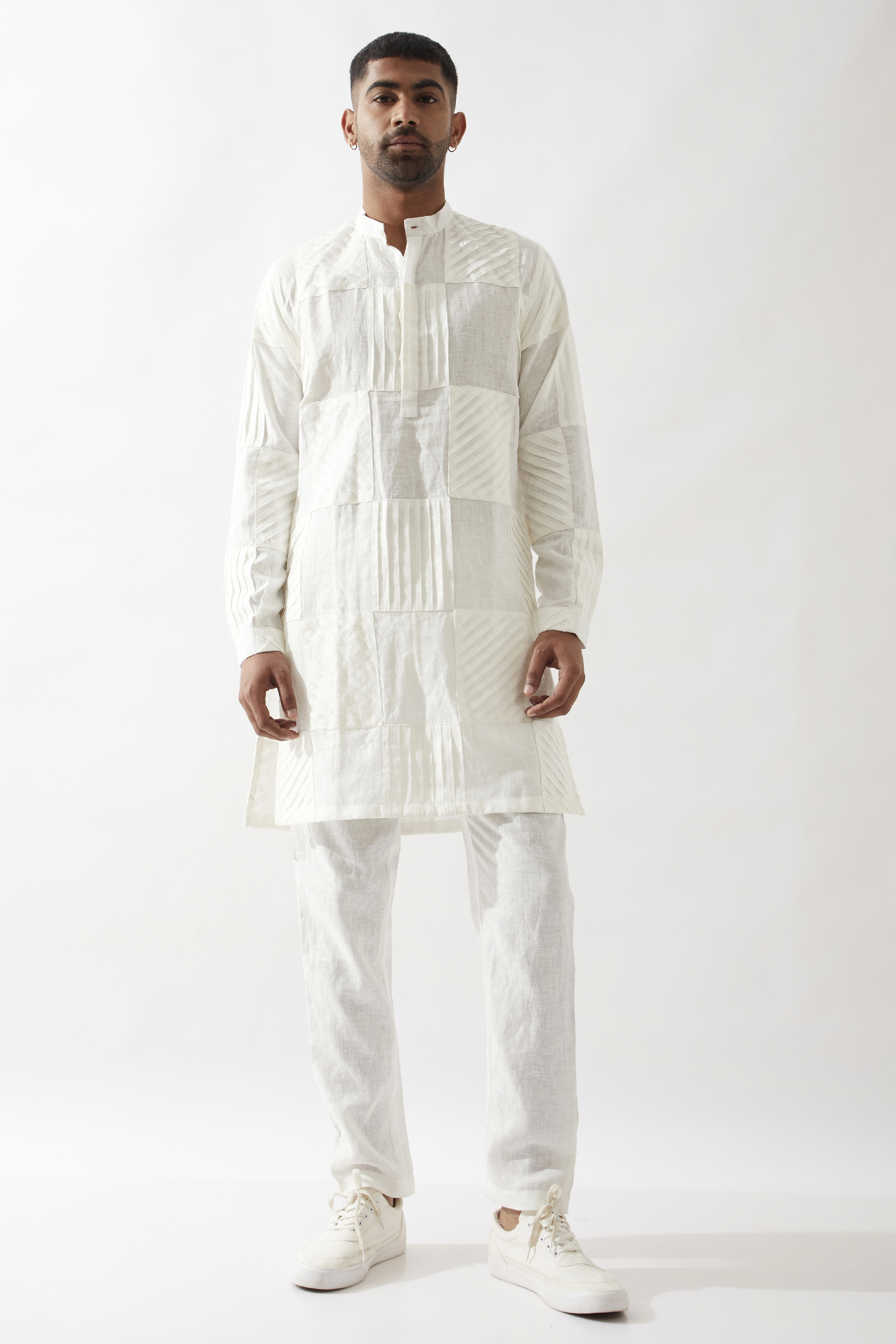 White Linen Pleated Textured Kurta Set by Son Of A Noble SNOB Men