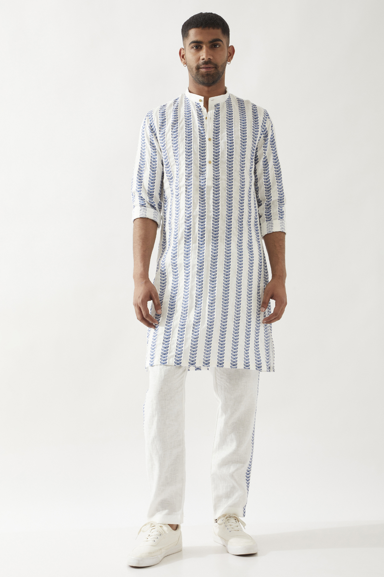 White Linen Printed Pintuck Textured Kurta Set by Son Of A Noble SNOB Men