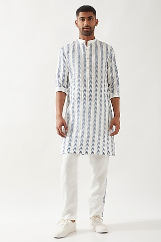 White Linen Printed Pintuck Textured Kurta Set by Son Of A Noble SNOB Men