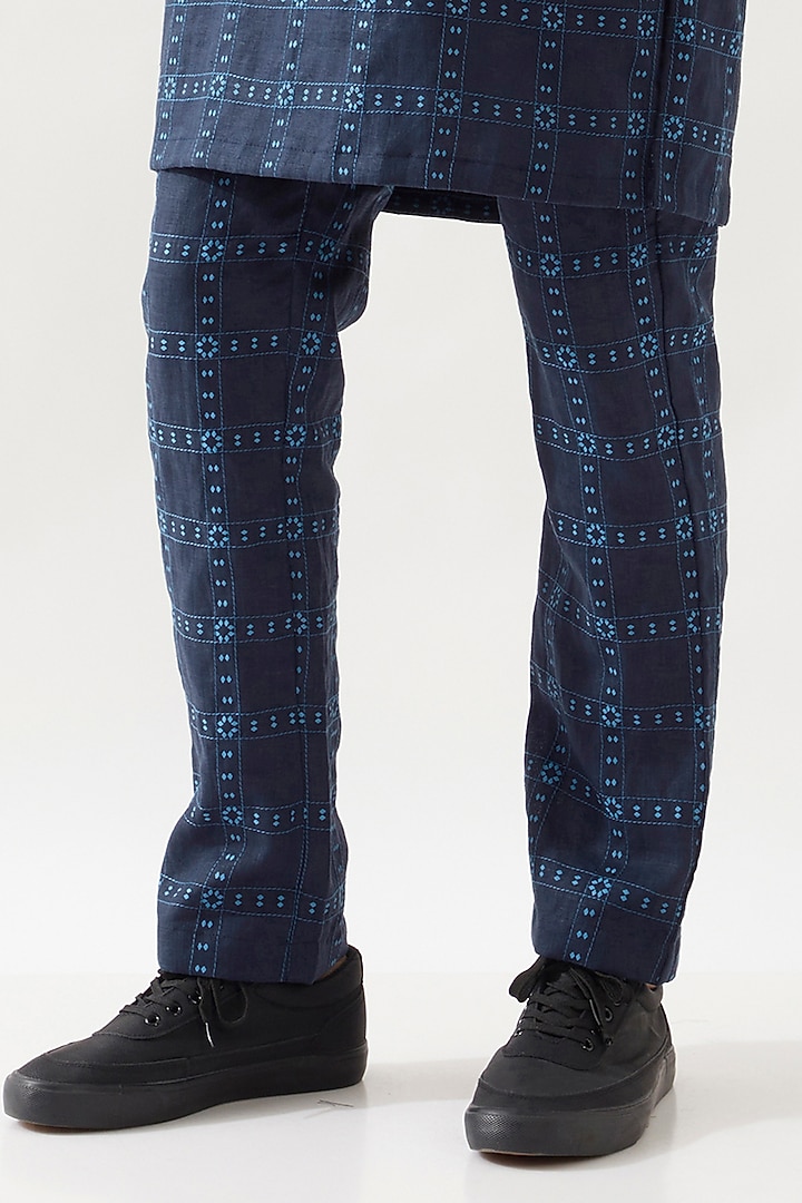 Navy Linen Printed Kurta Set by Son Of A Noble SNOB Men at Pernia's Pop Up Shop