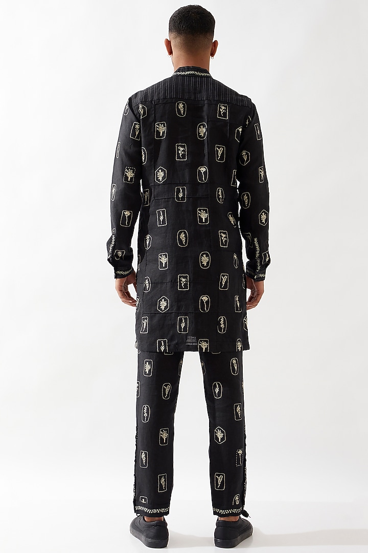 Black Linen Printed Kurta Set by Son Of A Noble SNOB Men at Pernia's Pop Up Shop