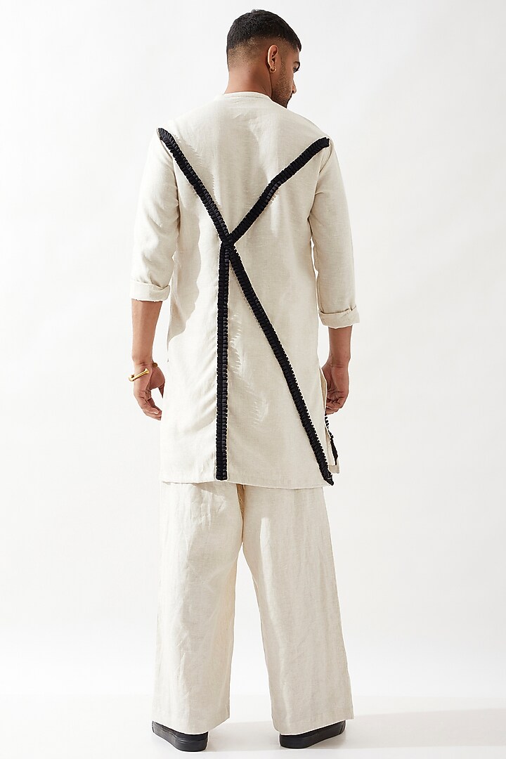 Ivory Linen Caterpillar Textured Kurta Set by Son Of A Noble SNOB Men at Pernia's Pop Up Shop