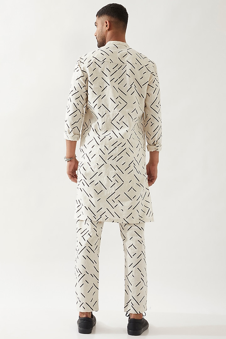 Ivory Linen Printed Kurta Set by Son Of A Noble SNOB Men at Pernia's Pop Up Shop