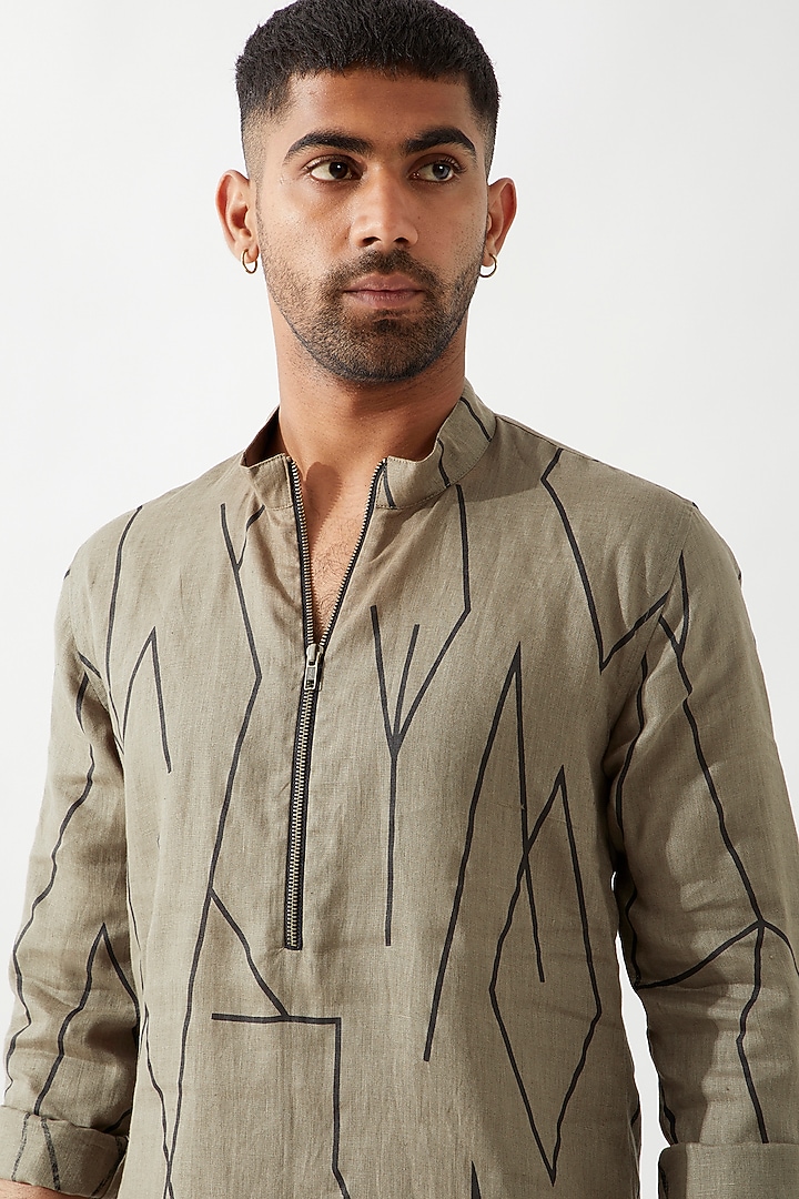 Olive Linen Printed Kurta Set by Son Of A Noble SNOB Men at Pernia's Pop Up Shop