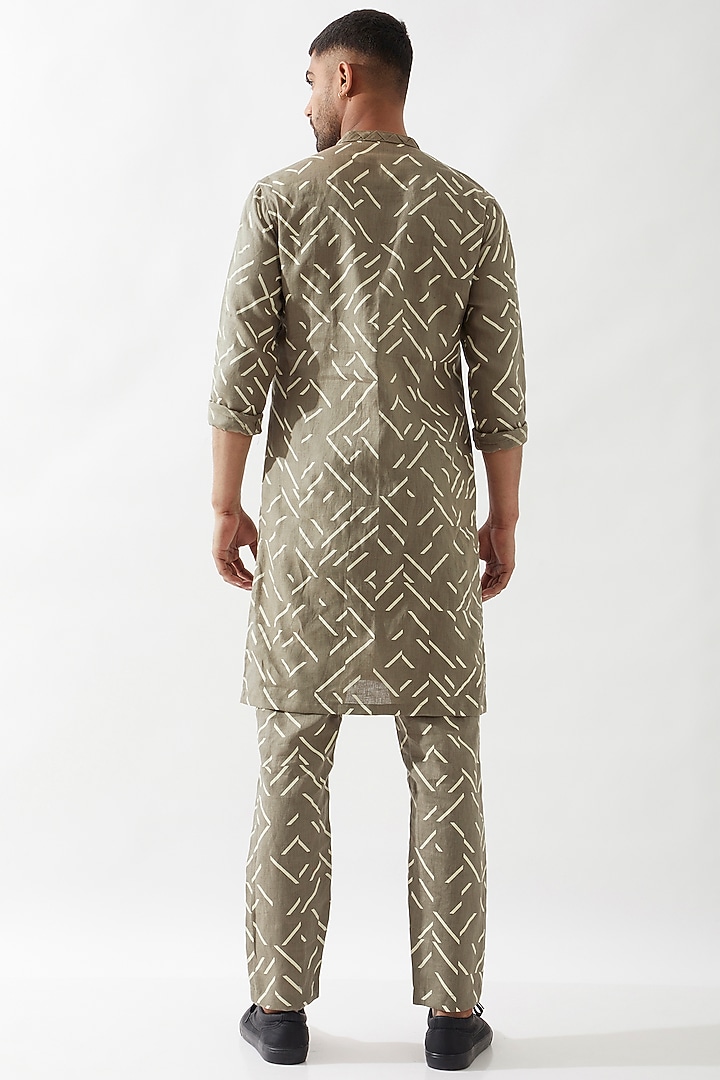 Olive Linen Printed Kurta Set by Son Of A Noble SNOB Men at Pernia's Pop Up Shop