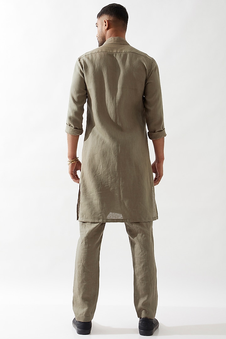 Olive Linen Kurta Set by Son Of A Noble SNOB Men at Pernia's Pop Up Shop
