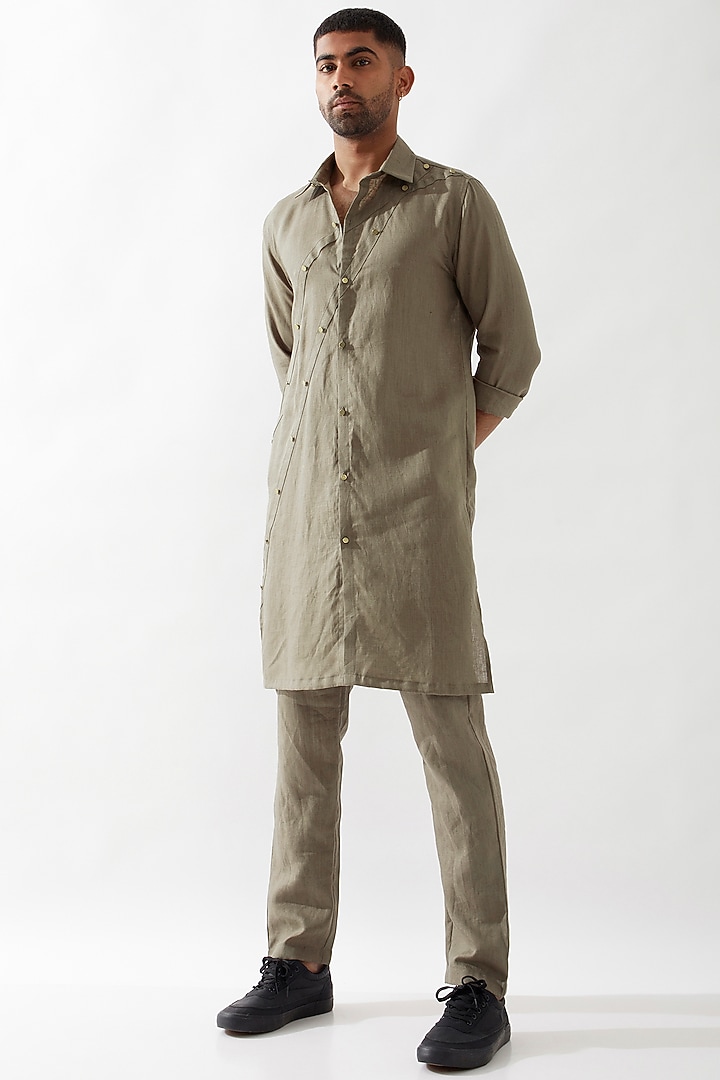 Olive Linen Kurta Set by Son Of A Noble SNOB Men at Pernia's Pop Up Shop