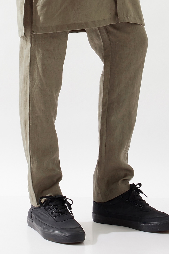 Olive Linen Kurta Set by Son Of A Noble SNOB Men at Pernia's Pop Up Shop