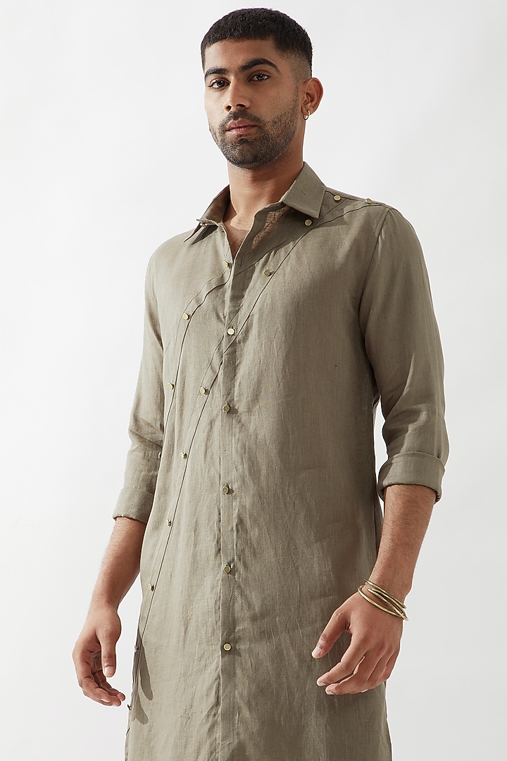 Olive Linen Kurta Set by Son Of A Noble SNOB Men at Pernia's Pop Up Shop