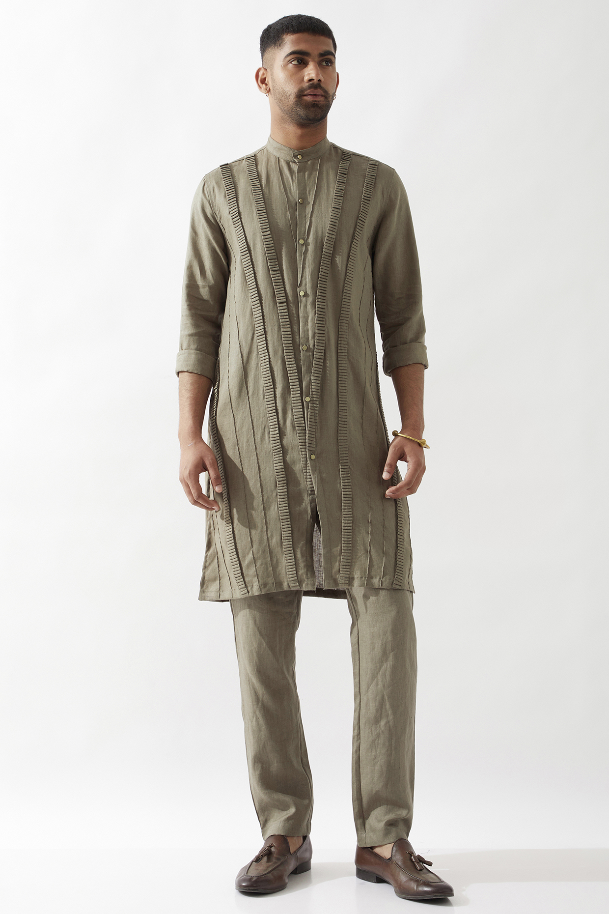 Olive Linen Caterpillar Textured Kurta Set by Son Of A Noble SNOB Men