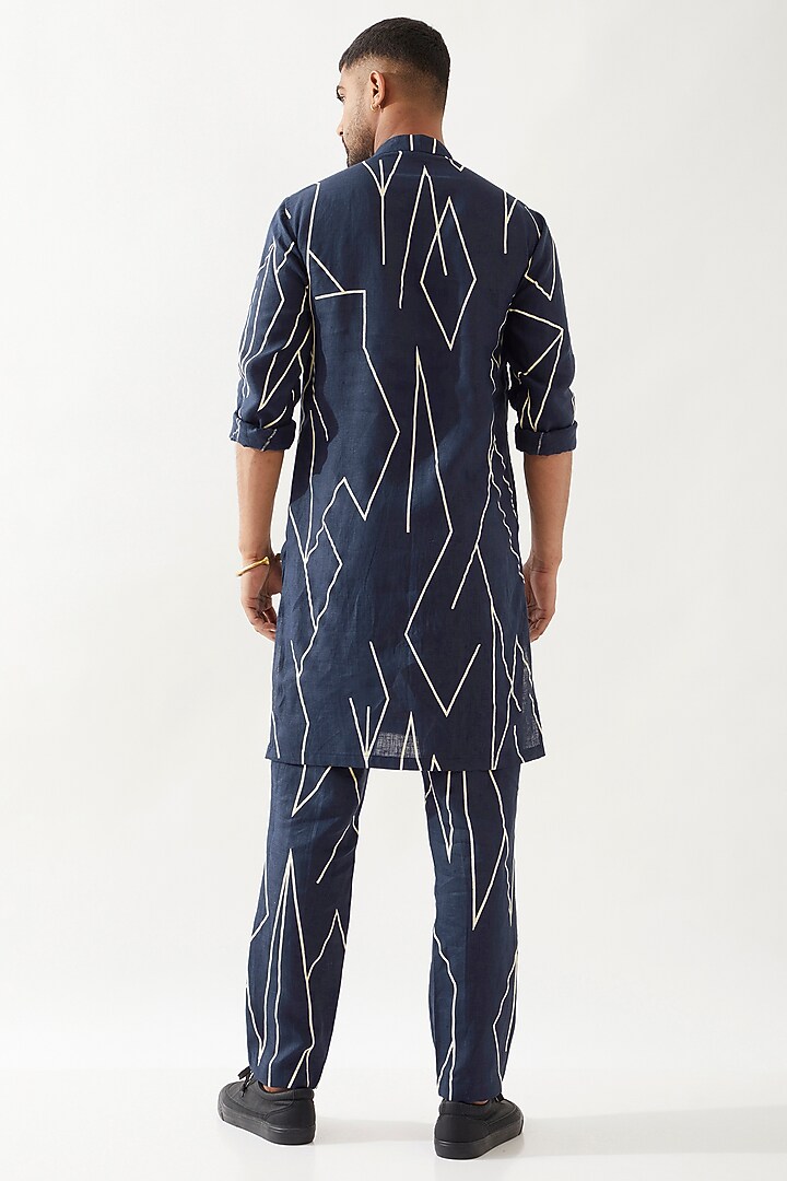 Navy Linen Printed Kurta by Son Of A Noble SNOB Men at Pernia's Pop Up Shop