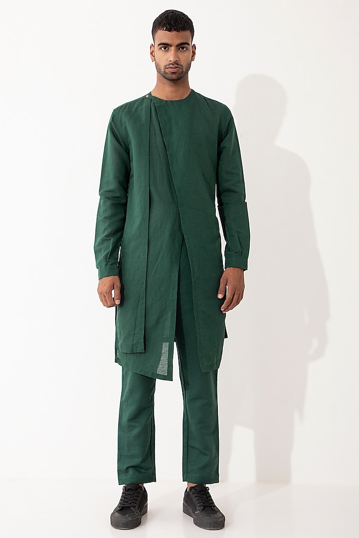 Green Linen Asymmetric Paneled Kurta Set by Son Of A Noble SNOB Men