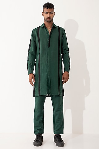 Green Linen Applique Kurta Set by Son Of A Noble SNOB Men